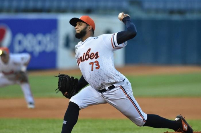 CARIBES DIVIDE ANTE MAGALLANES