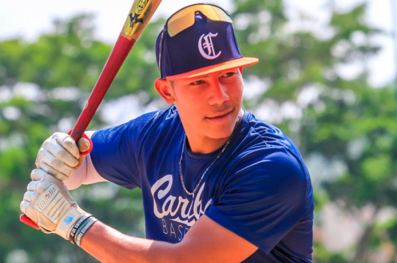 JOSE FERNANDEZ PRESENTE EN LA PRETEMPORADA DE LA TRIBU