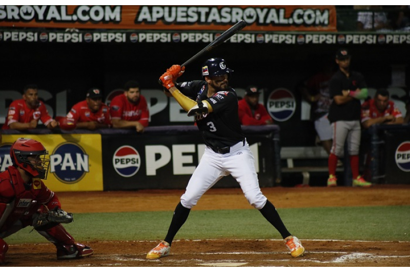 VICTORIA CON AUTORIDAD EN MACUTO