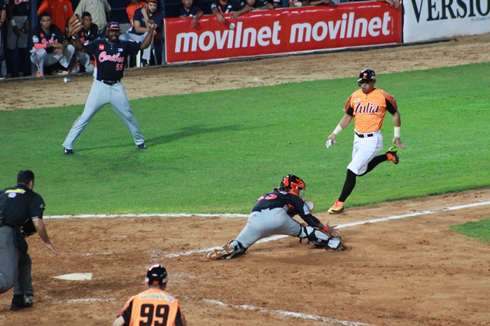 TRIBUNA CARIBE JUEGO #27