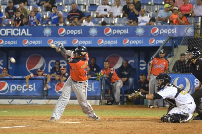 TRIBUNA CARIBE JUEGO #33